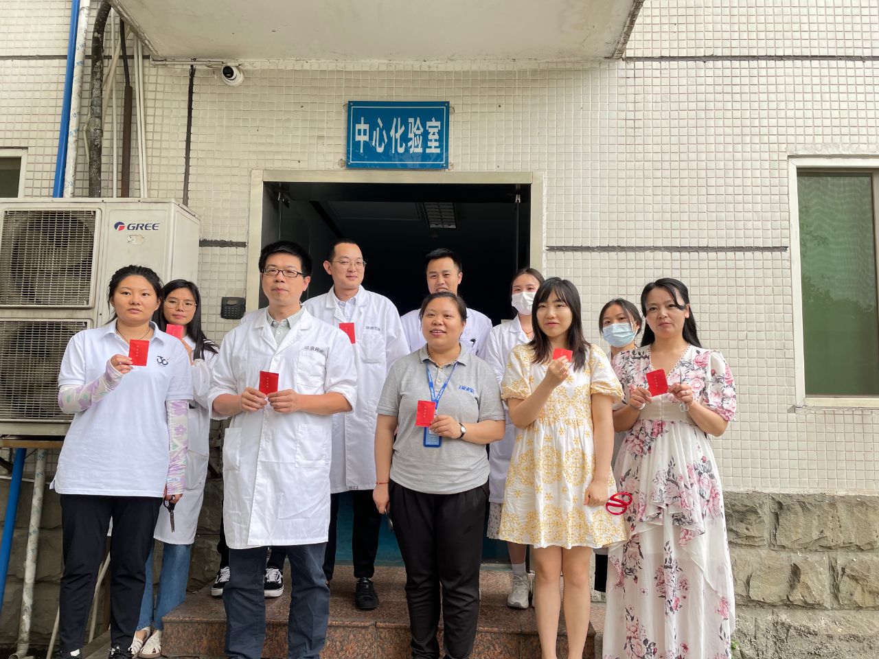 【中国尊龙凯时药业30周年人物专访】同心30载 同行中国尊龙凯时人——（十七）周舻：这里有一群活力四射的人，我们是一个同心同行的集体！